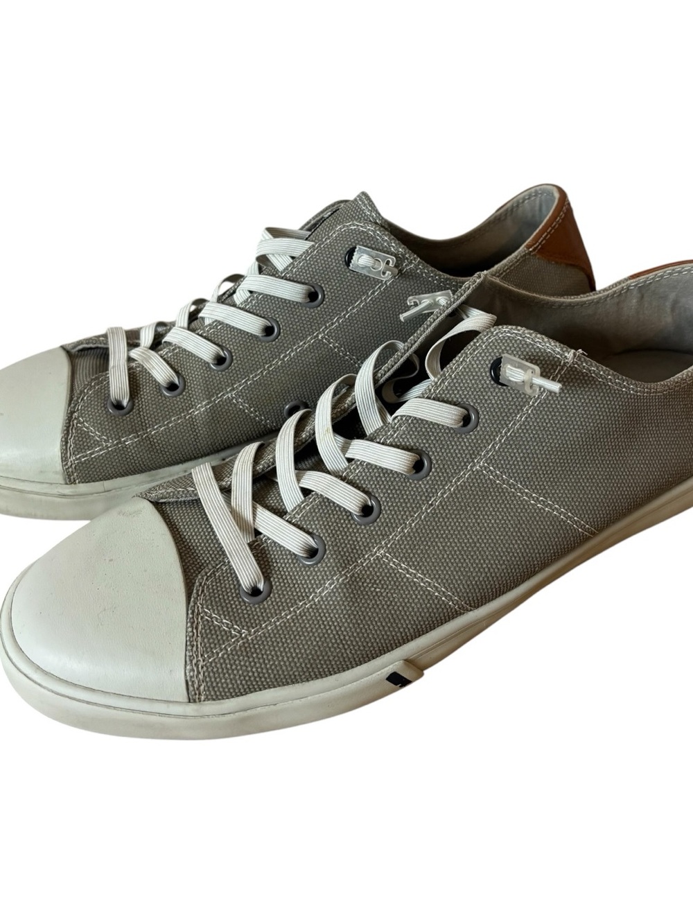 johnnie-O Gray Canvas Low-Top Sneakers with White Toe